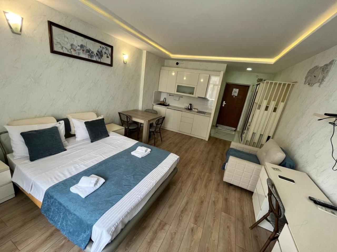 Holiday Premium Apartments Batum Dış mekan fotoğraf
