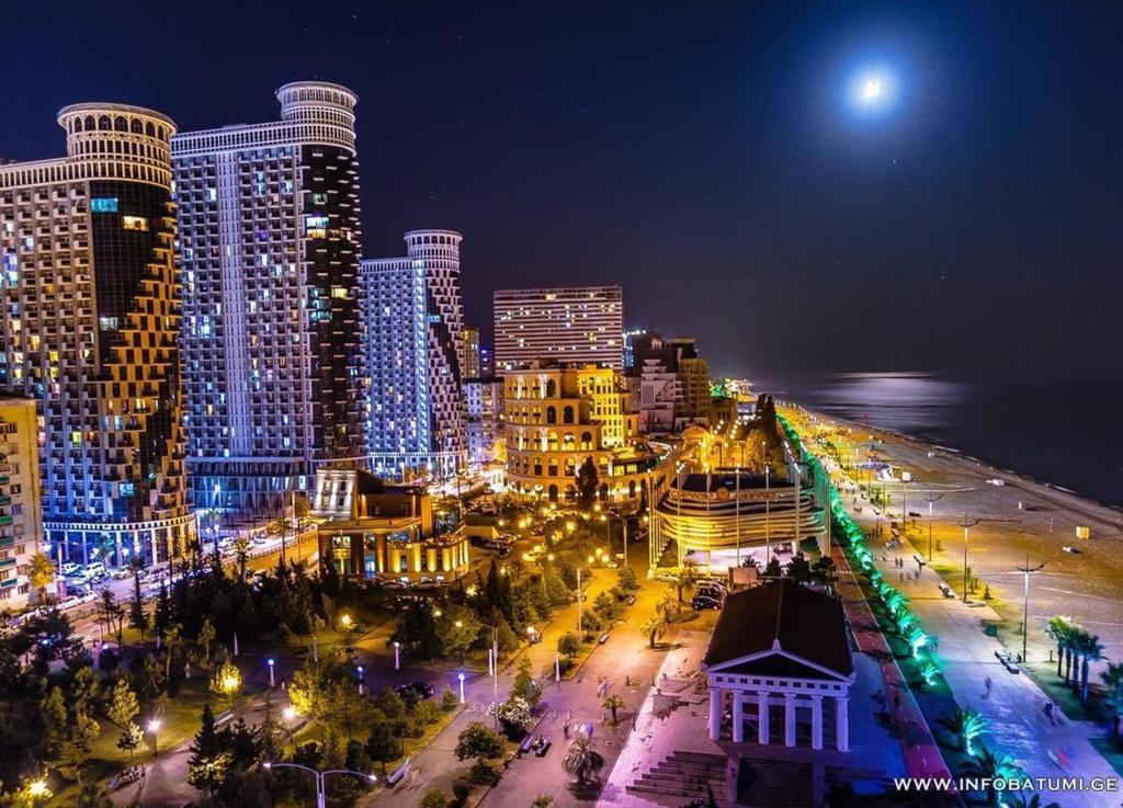 Holiday Premium Apartments Batum Dış mekan fotoğraf