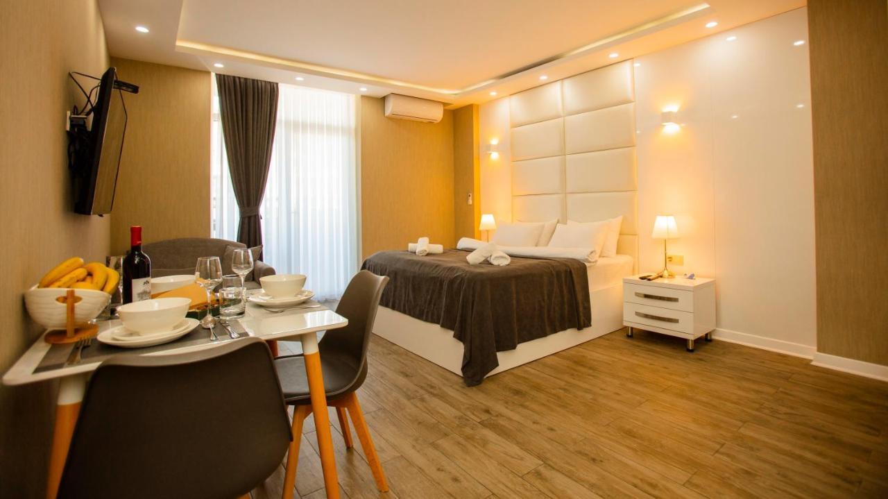 Holiday Premium Apartments Batum Dış mekan fotoğraf